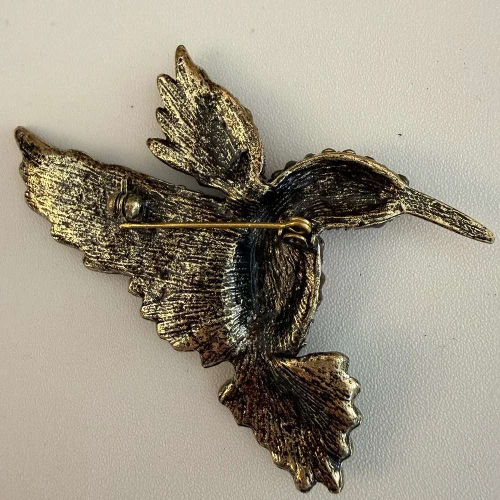 Crystal Flying Hummingbird Lapel Pin Rhinestone Brooch Mother’s Day Coat Scarf